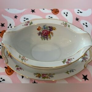 💐Vintage Noritake gravy boat attached under plate 3081 Colton floral gold trim